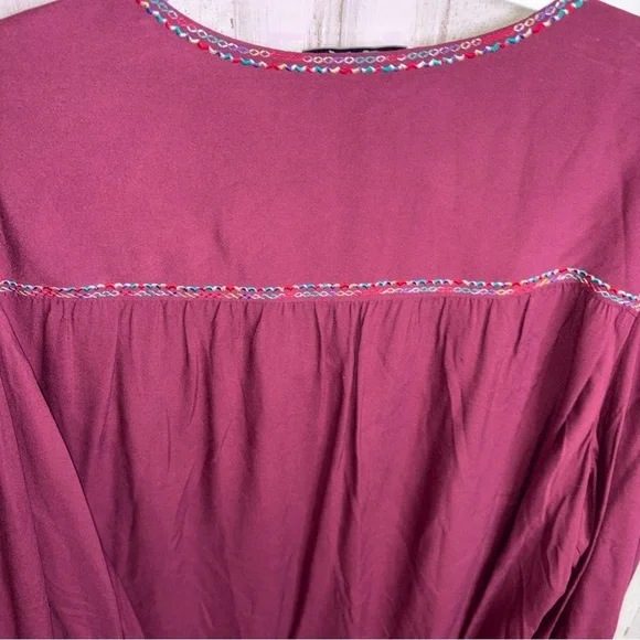 The Pioneer Woman Split Neck Embroidered Blouse Women's Plus Size 2X NWT! - Picture 11 of 16